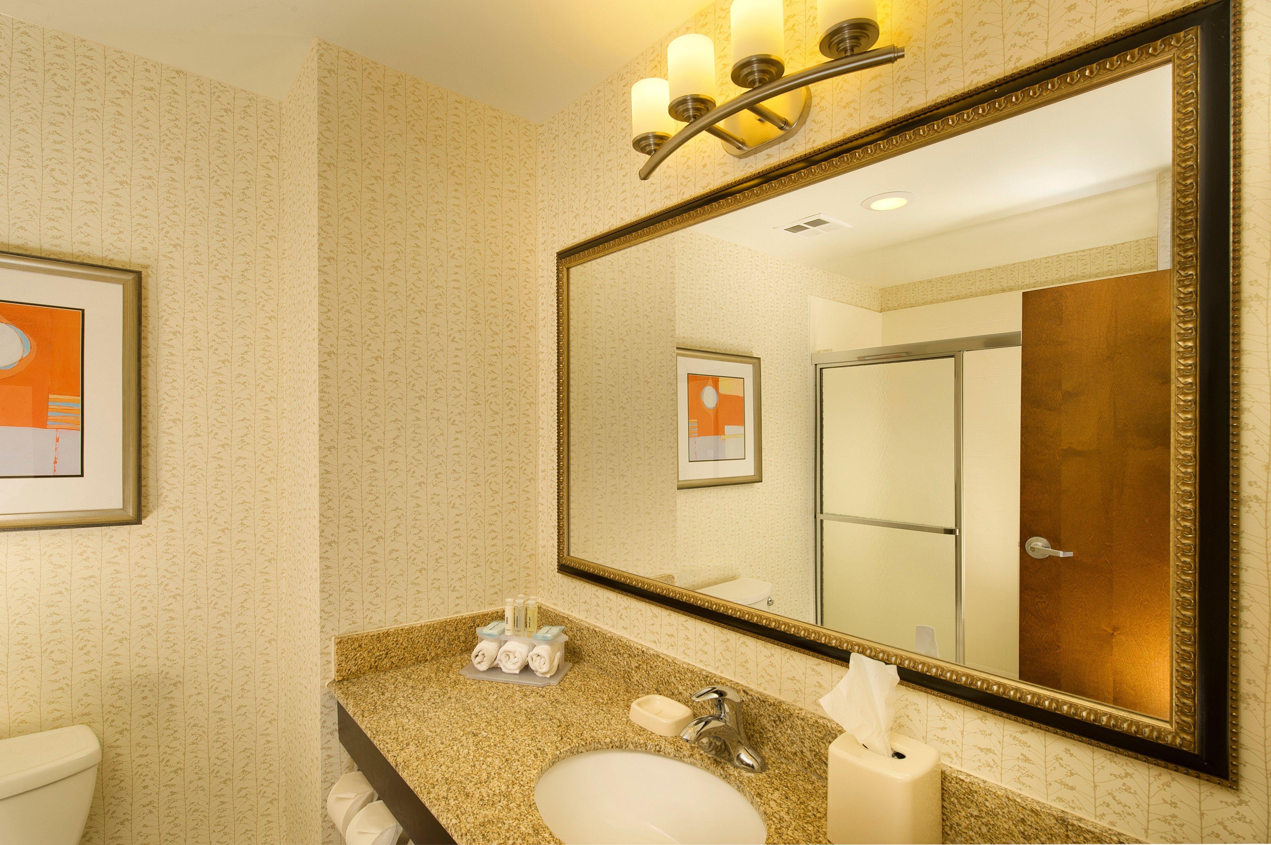 Holiday Inn Express Uvalde, An Ihg Hotel Exterior foto